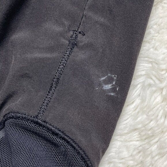 Lululemon #LW7ARLT Women's Black Hotty Hot Shorts II Size 6 - Picture 9 of 10